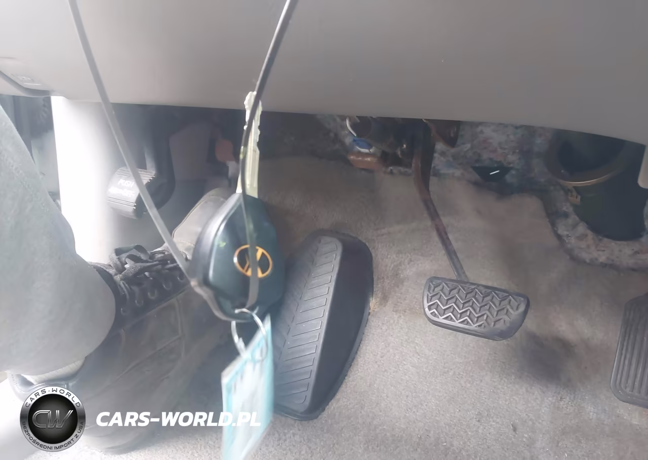 2007 Toyota Sienna Xle VIN:5TDBK22C37S002564 - 11
