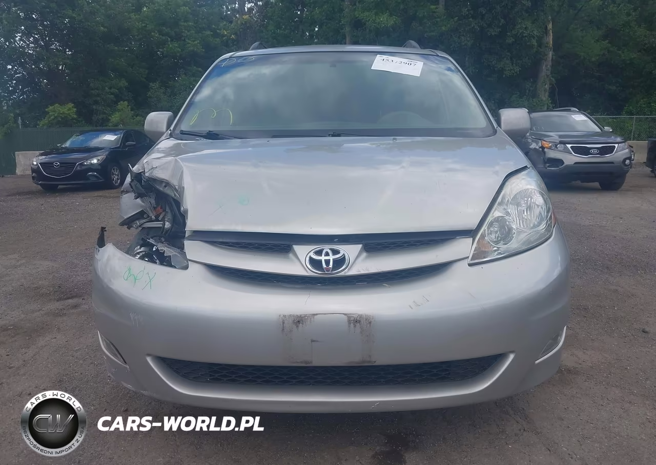 2007 Toyota Sienna Xle VIN:5TDBK22C37S002564 - 12