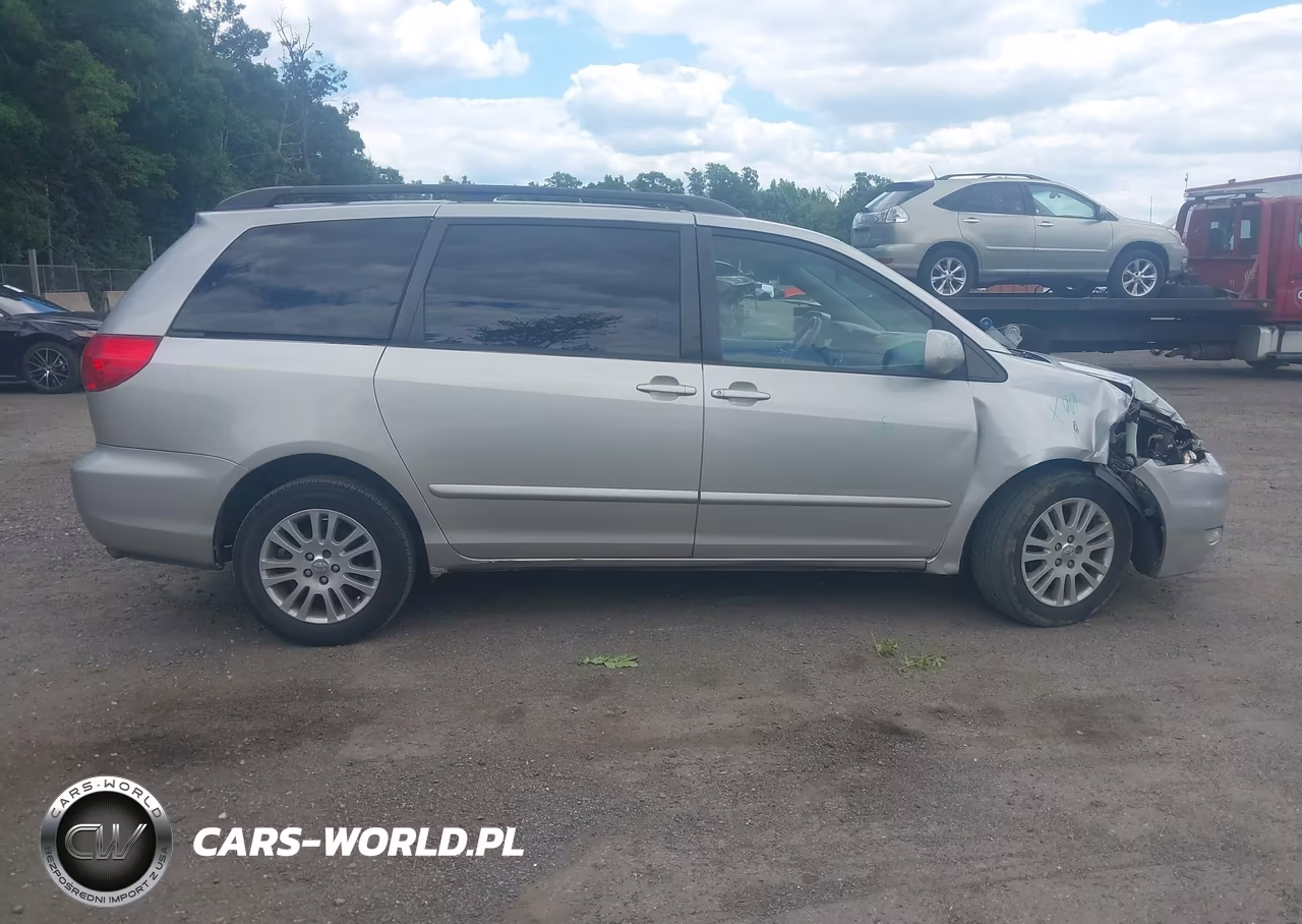 2007 Toyota Sienna Xle VIN:5TDBK22C37S002564 - 13