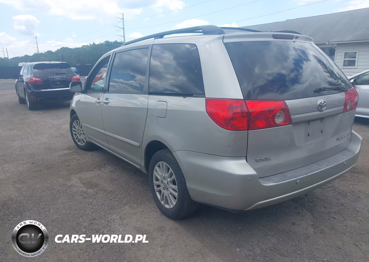 2007 Toyota Sienna Xle VIN:5TDBK22C37S002564 - 3