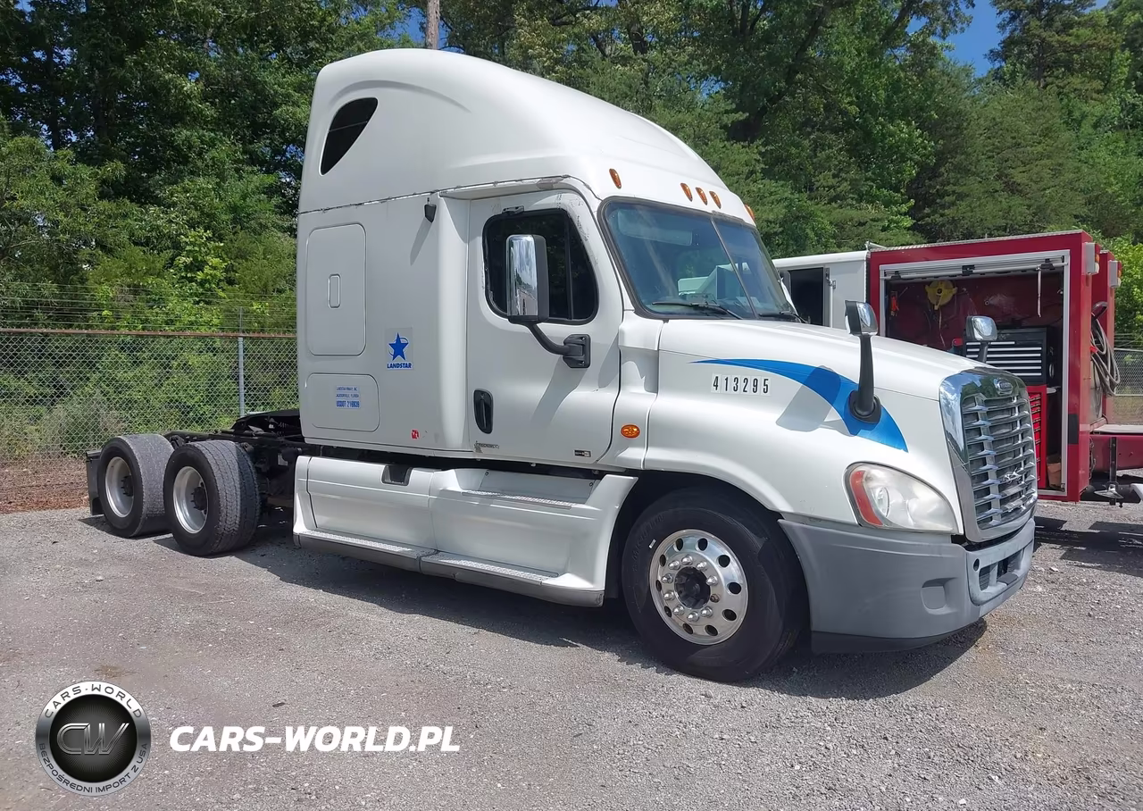 2011 Freightliner Cascadia 125