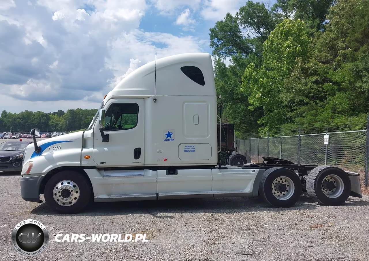 2011 Freightliner Cascadia 125 VIN:1FUJGLDRXBSBB9568 - 14