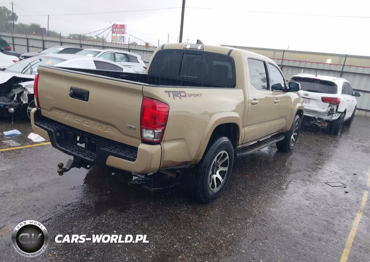 2017 Toyota Tacoma Trd Sport VIN:5TFAZ5CN9HX049859 - 4