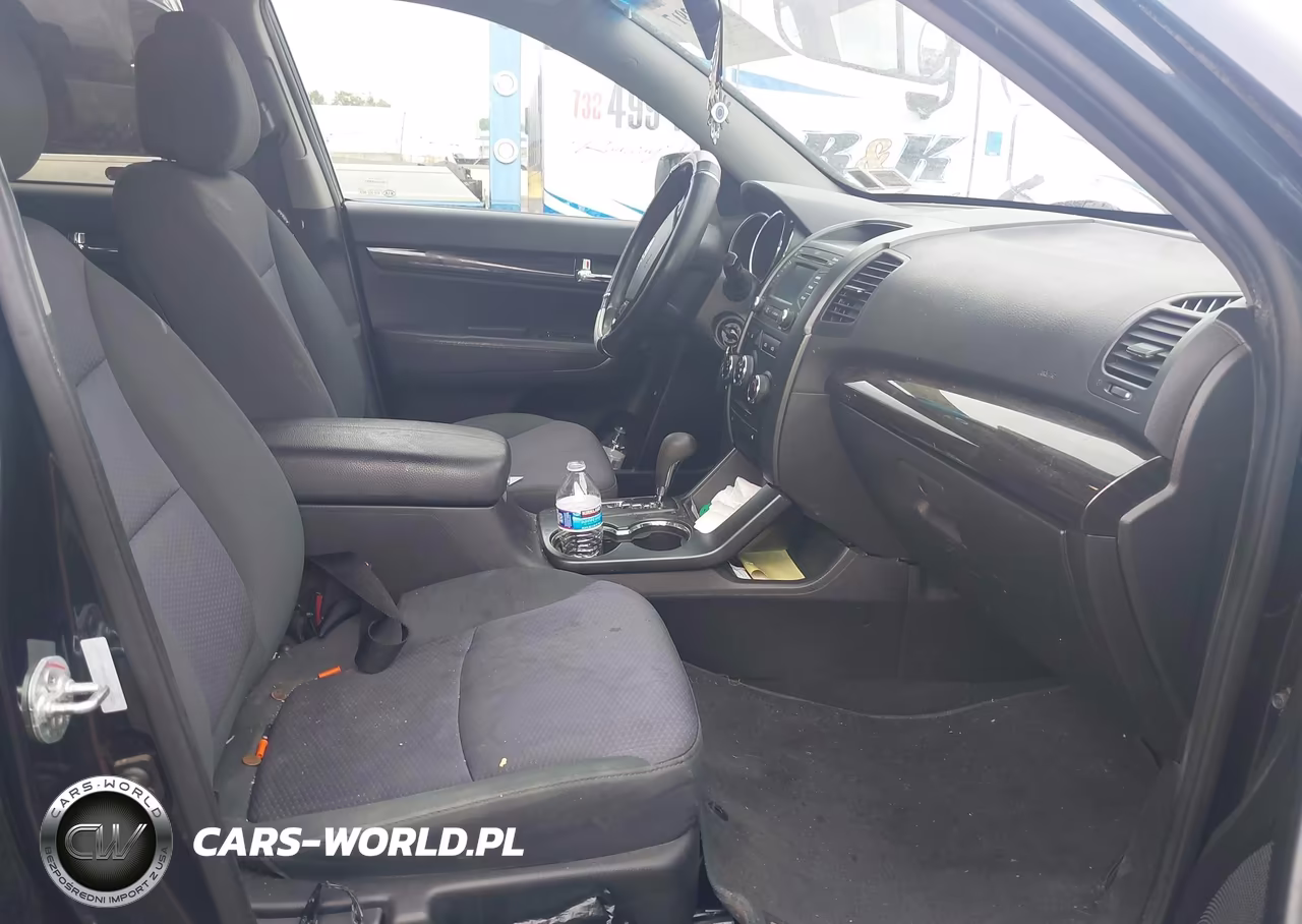 2013 Kia Sorento Lx VIN:5XYKT3A66DG349524 - 5