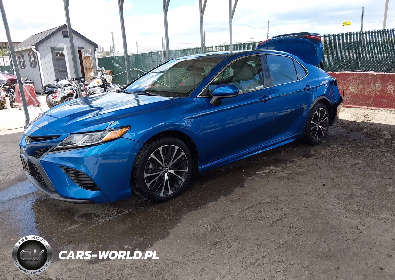 2018 Toyota Camry Se VIN:4T1B11HK8JU114111 - 2