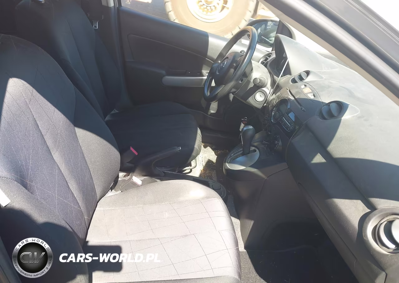 2013 Mazda Mazda2 Sport VIN:JM1DE1KZ9D0165541 - 5