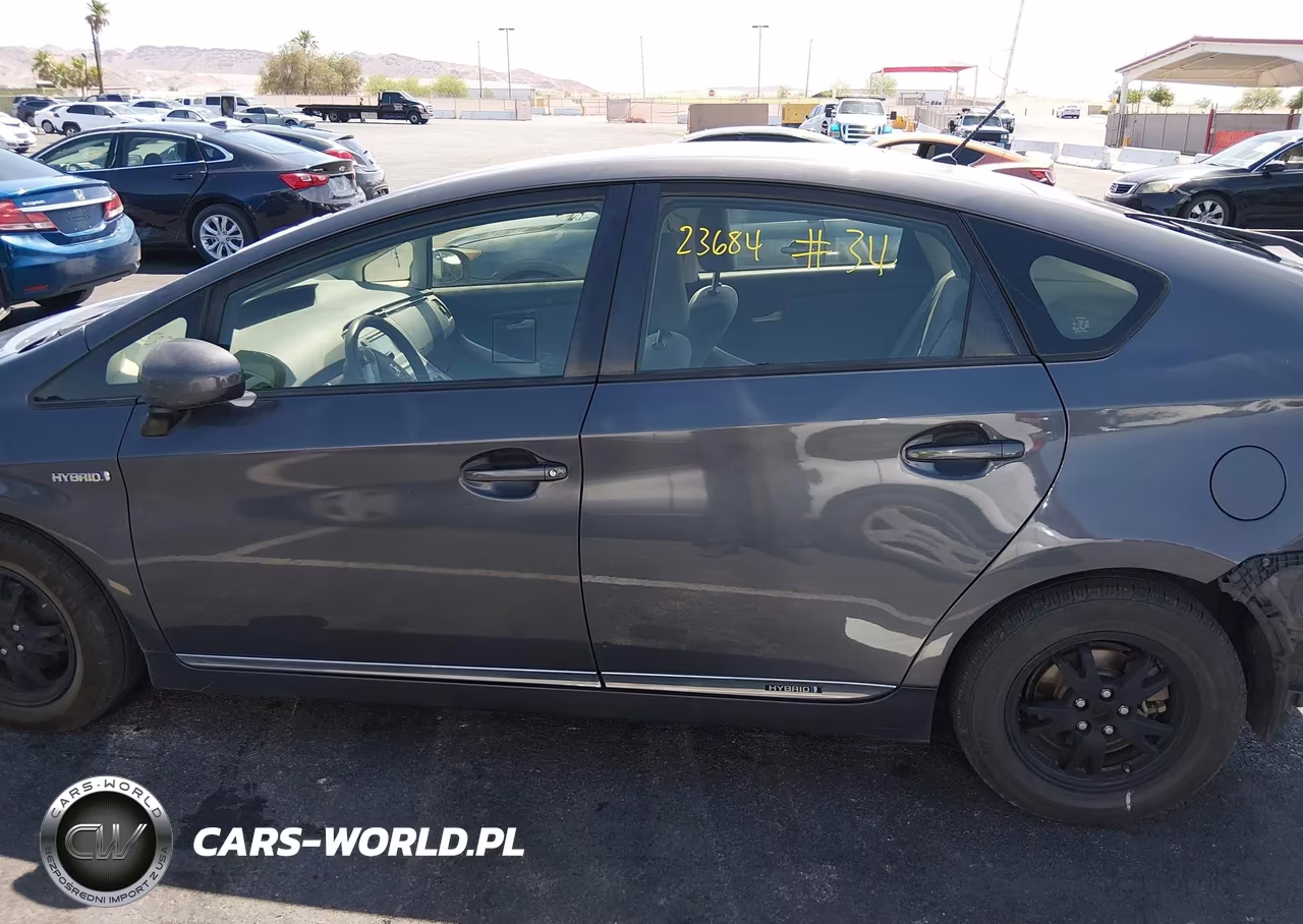 2012 Toyota Prius Two VIN:JTDKN3DU8C5453881 - 15