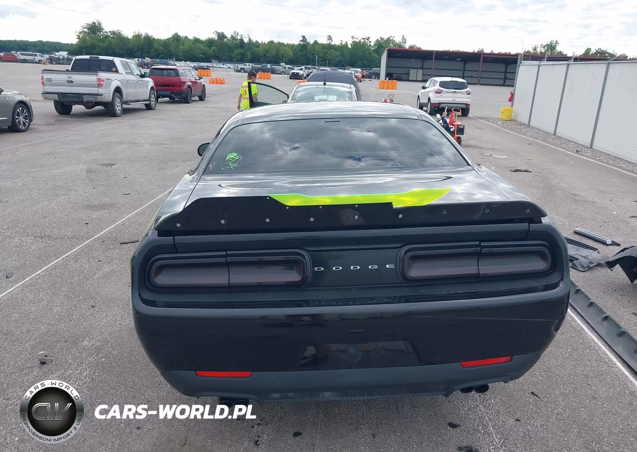 2017 Dodge Challenger Sxt VIN:2C3CDZAG9HH611089 - 17