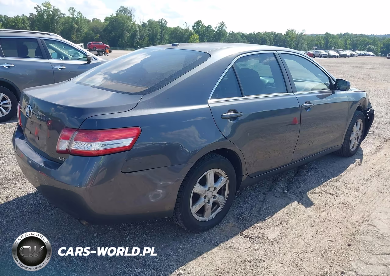 2010 Toyota Camry Le VIN:4T1BF3EK3AU102482 - 4
