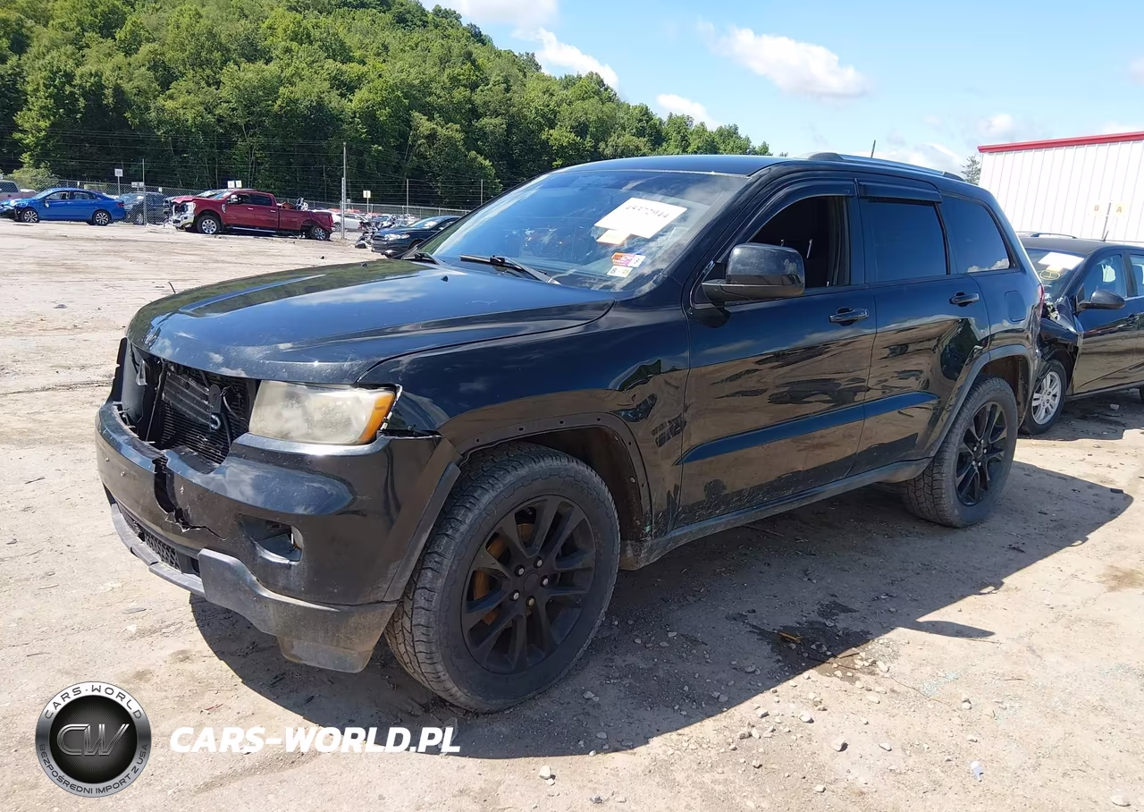 2011 Jeep Grand Cherokee Laredo VIN:1J4RR4GGXBC554939 - 2