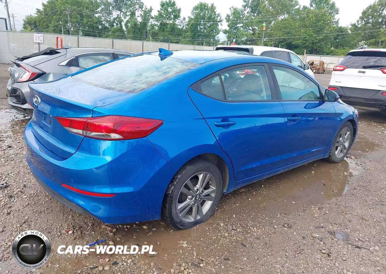 2017 Hyundai Elantra Se VIN:5NPD84LF3HH088445 - 4