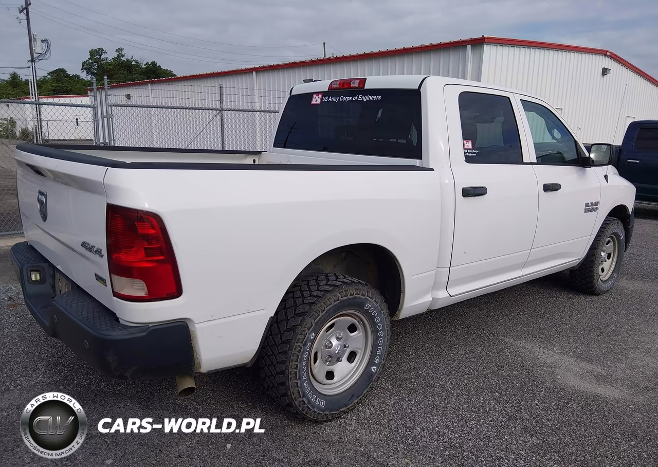 2016 Ram 1500 Tradesman VIN:1C6RR7KG7GS284992 - 4