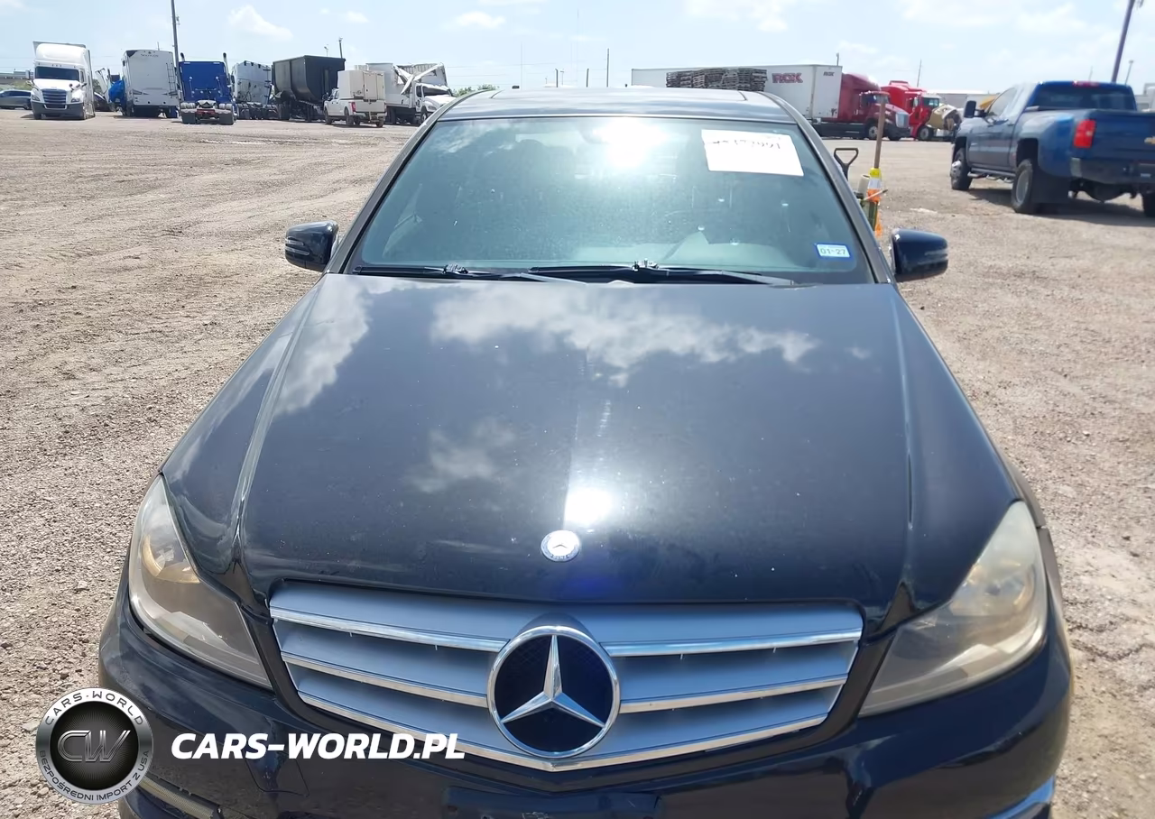 2012 Mercedes-Benz C 250 Sport VIN:WDDGF4HB1CR200269 - 6