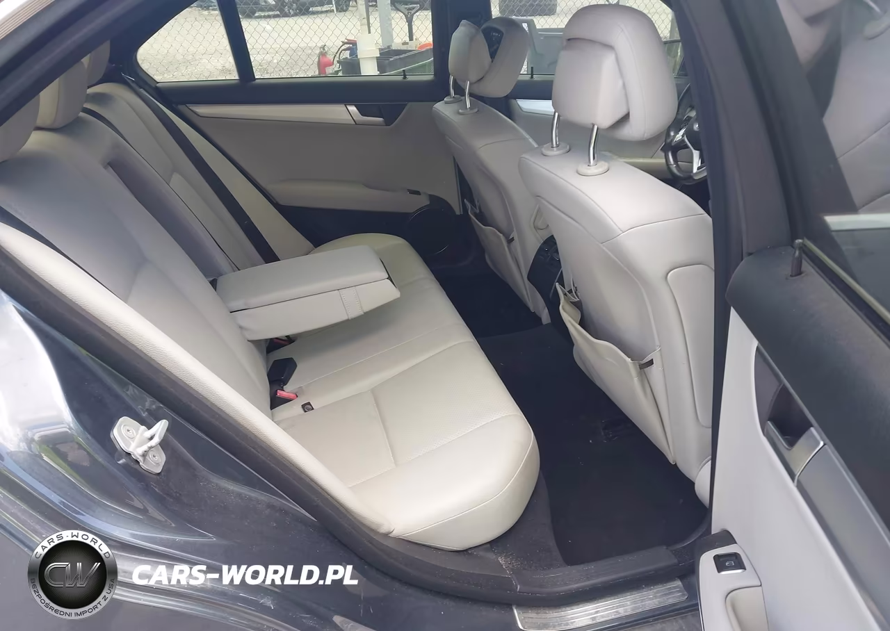 2013 Mercedes-Benz C 250 Sport VIN:WDDGF4HB7DA808846 - 8