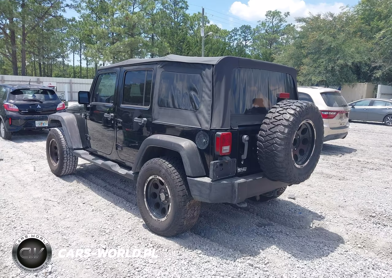2010 Jeep Wrangler Unlimited Sport VIN:1J4BA3H14AL127011 - 3