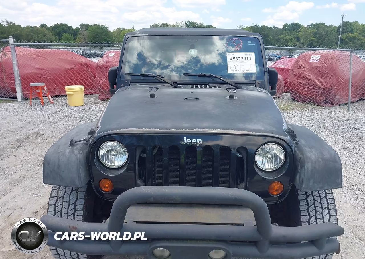 2010 Jeep Wrangler Unlimited Sport VIN:1J4BA3H14AL127011 - 6