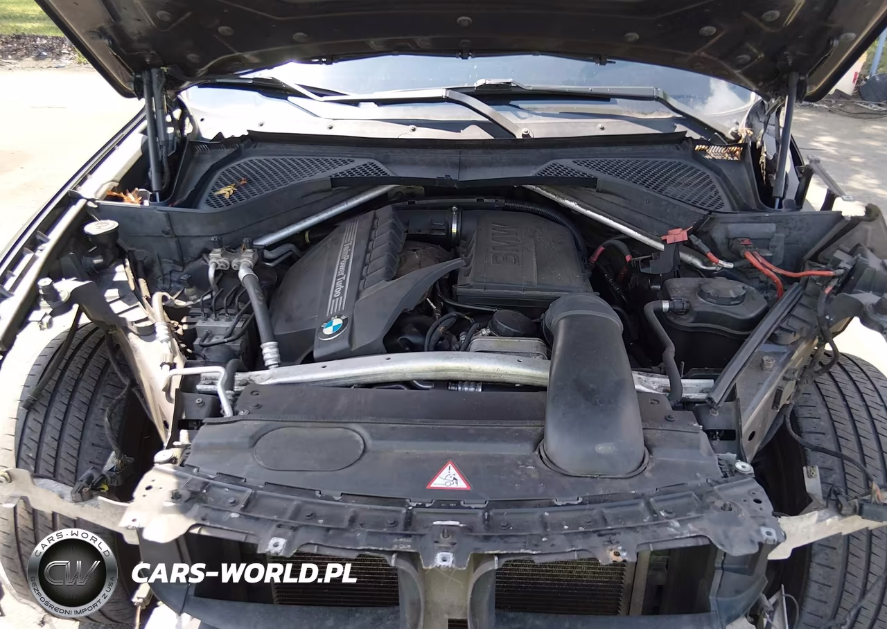2014 BMW X5 xDrive35I VIN:5UXKR0C53E0H23016 - 10