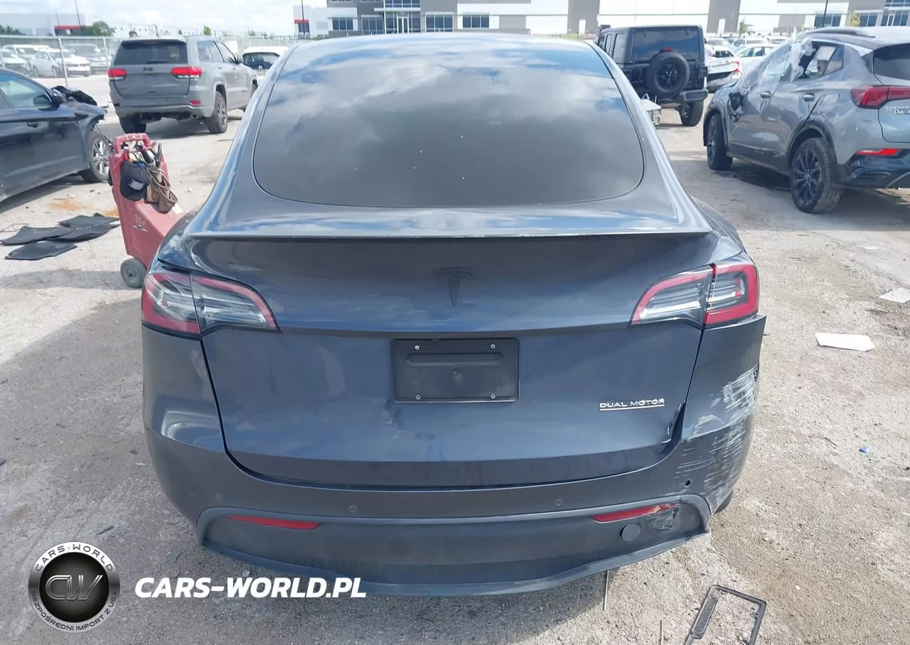 2022 Tesla Model Y Performance Dual Motor All-Wheel Drive VIN:7SAYGDEF8NF494767 - 14