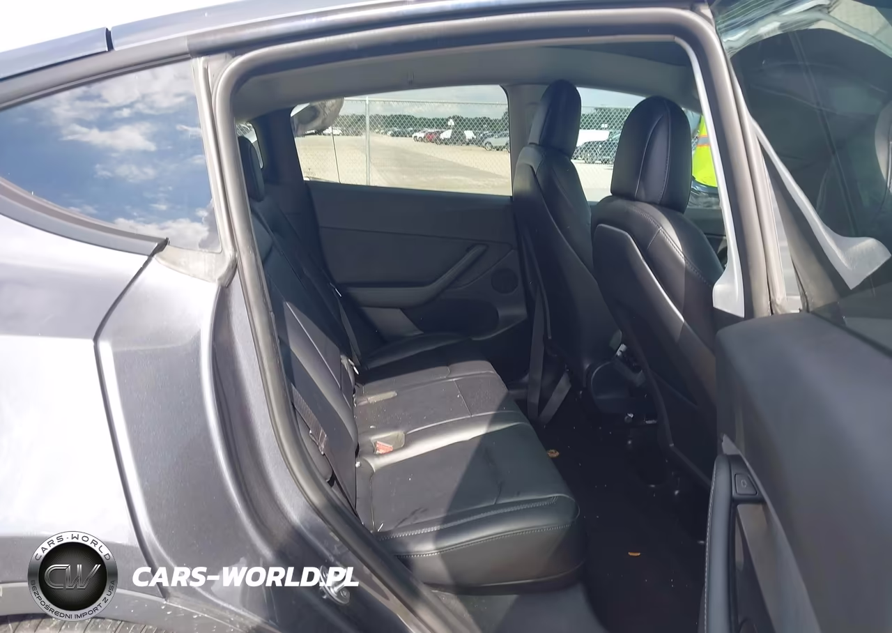 2022 Tesla Model Y Performance Dual Motor All-Wheel Drive VIN:7SAYGDEF8NF494767 - 8
