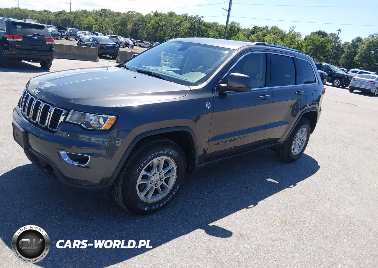 2019 Jeep Grand Cherokee Laredo E 4X4 VIN:1C4RJFAG3KC754210 - 2