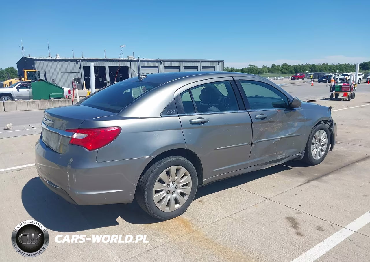 2012 Chrysler 200 Lx VIN:1C3CCBAB0CN200050 - 4