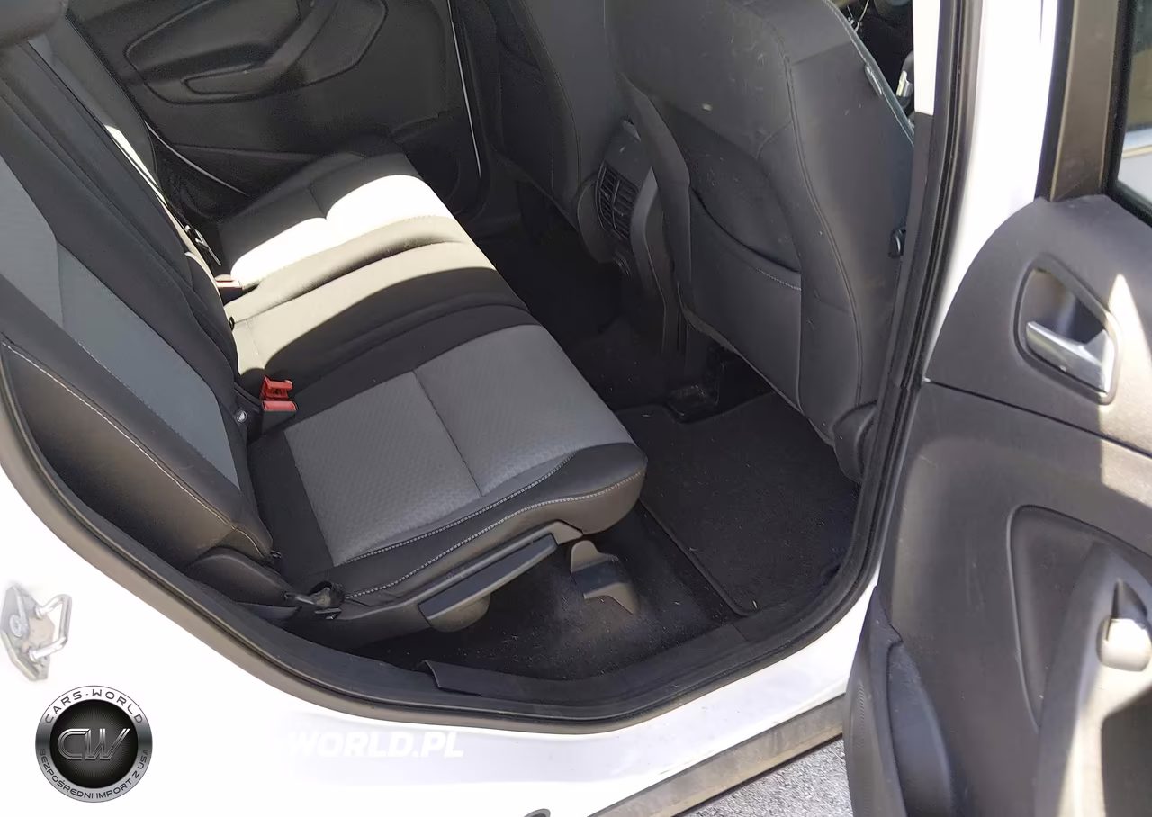 2017 Ford Escape Se VIN:1FMCU0GDXHUA54688 - 8
