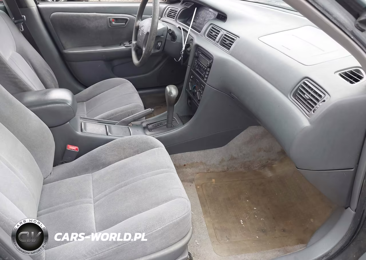 2001 Toyota Camry Le V6 VIN:JT2BF22K310334664 - 5