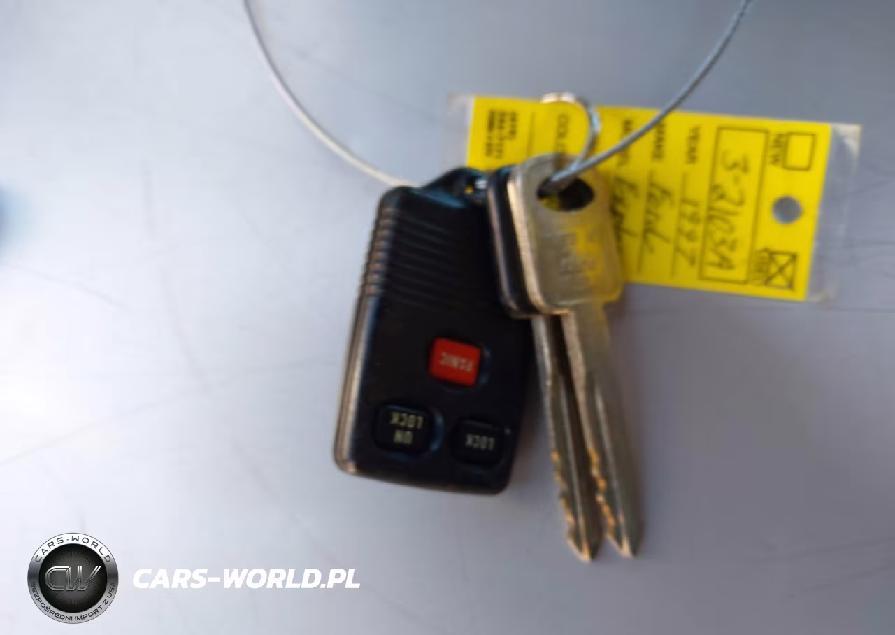 1997 Ford Explorer Eddie Bauer-Limited-Xlt VIN:1FMDU35P8VUA40917 - 11