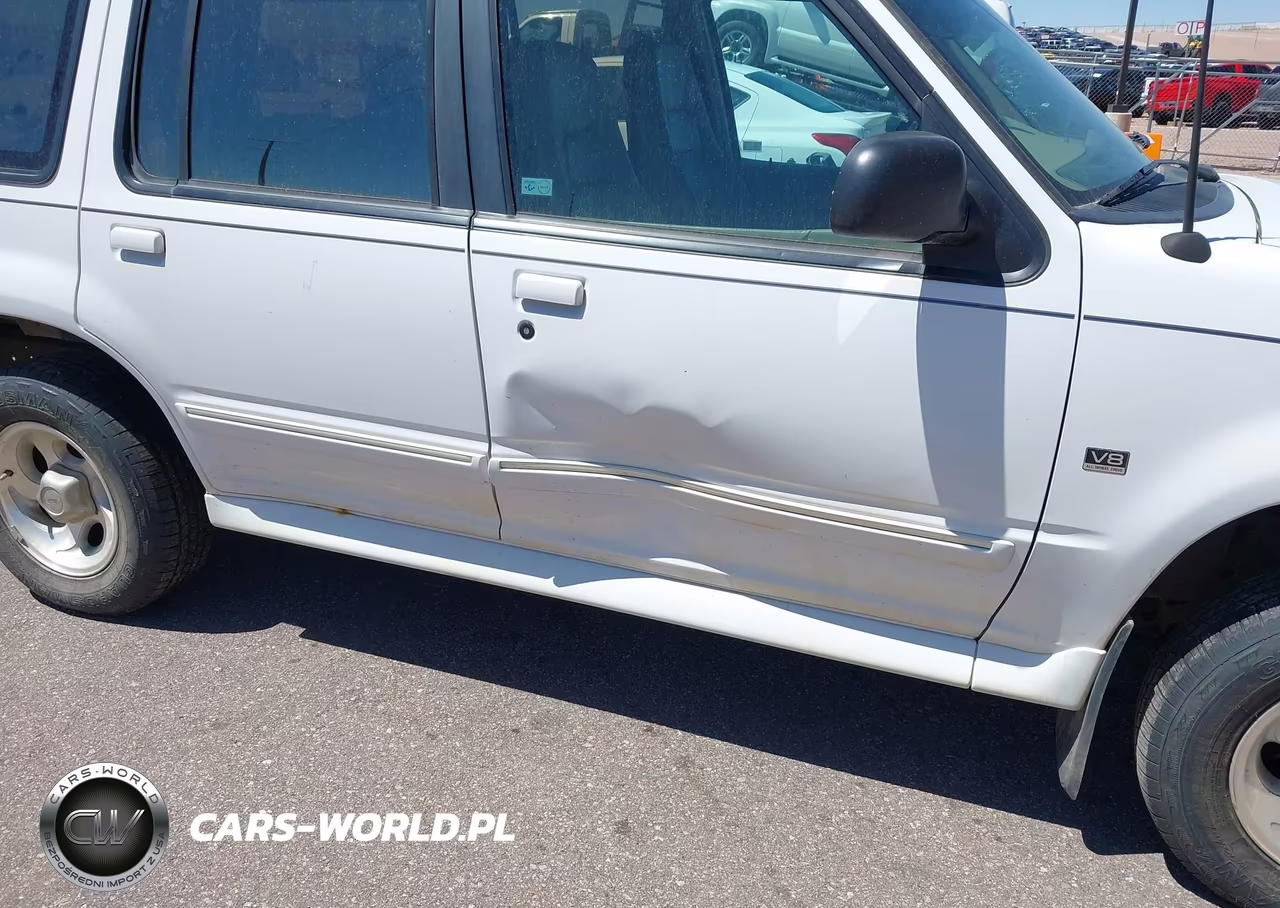 1997 Ford Explorer Eddie Bauer-Limited-Xlt VIN:1FMDU35P8VUA40917 - 6