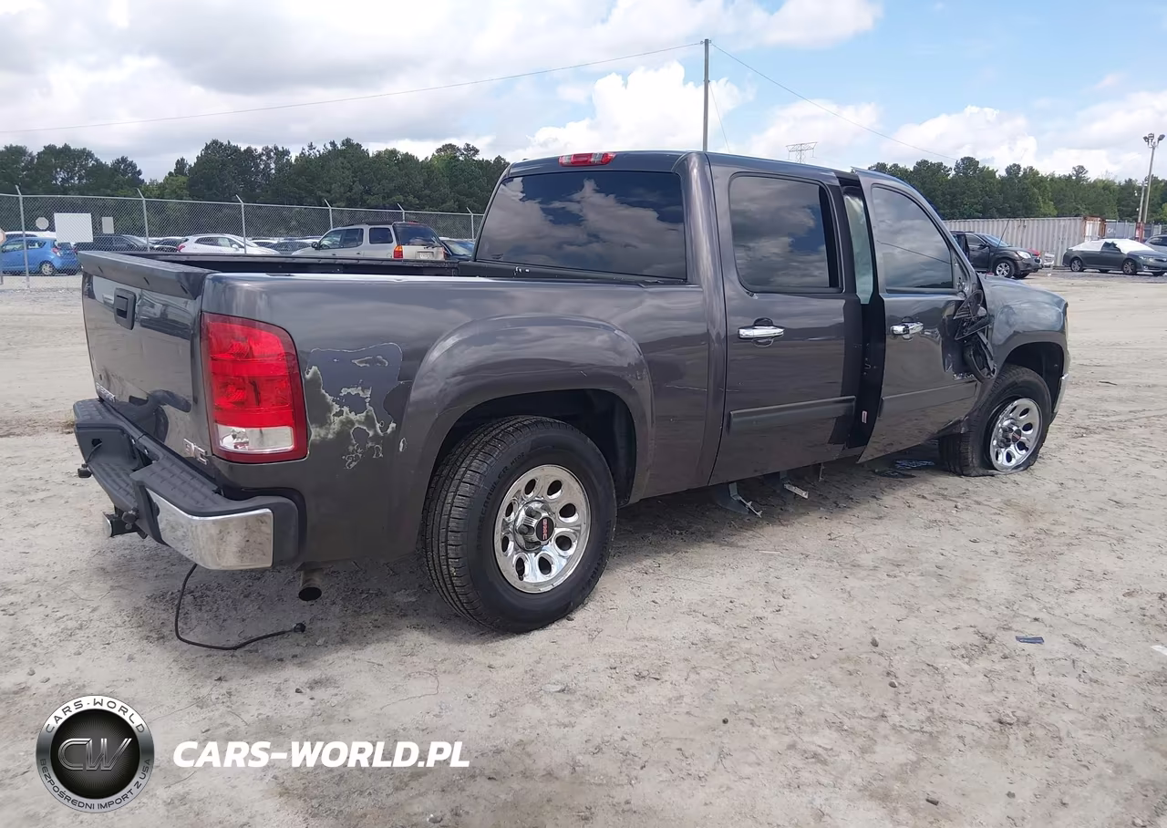 2010 GMC Sierra 1500 Sl VIN:3GTRCUEA9AG109593 - 4