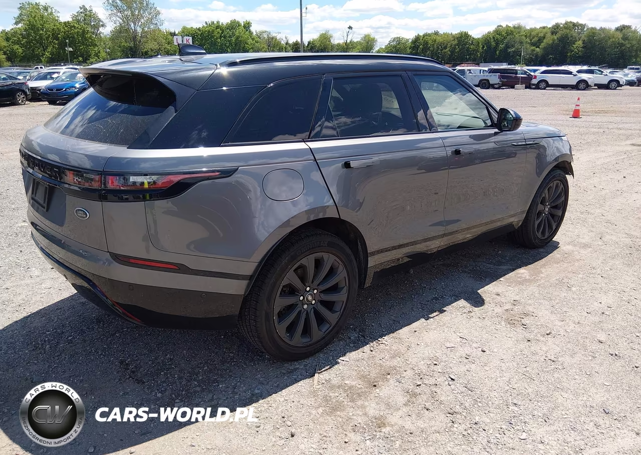 2018 Land Rover Range Rover Velar P250 Se R-Dynamic VIN:SALYL2RXXJA751164 - 4