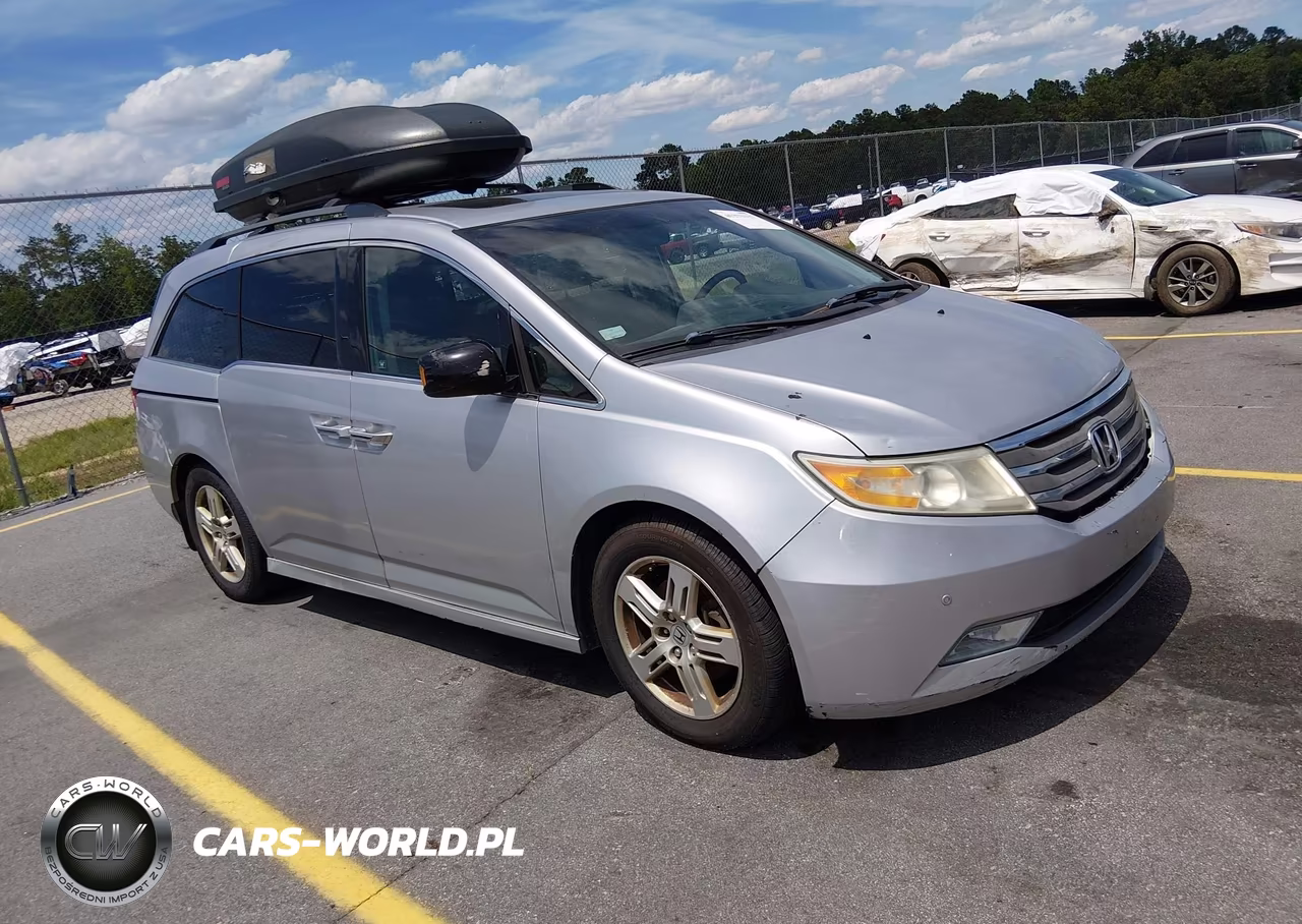 2011 Honda Odyssey Touring-Touring Elite