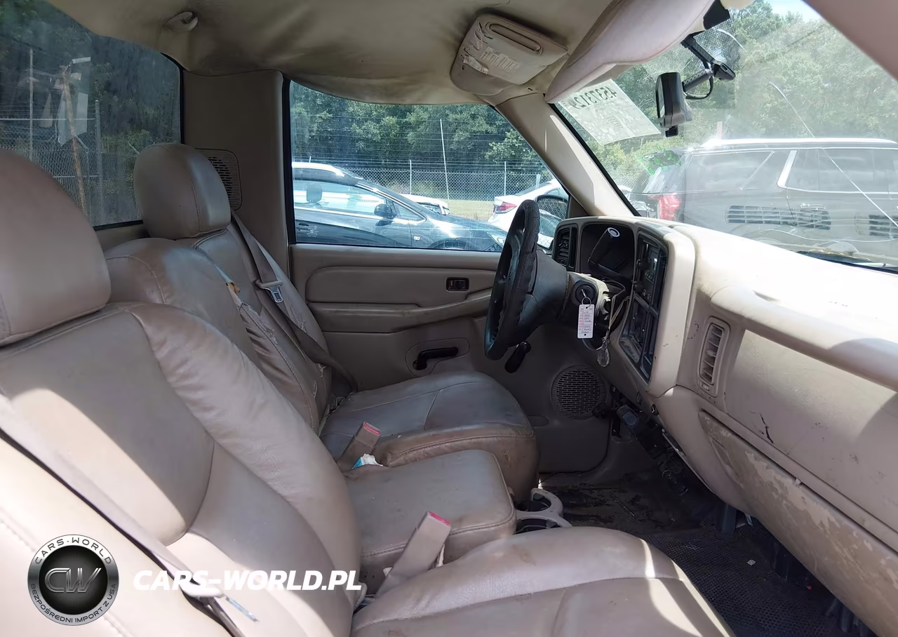 2005 GMC Sierra 1500 Work Truck VIN:1GTEC14VX5E187623 - 5