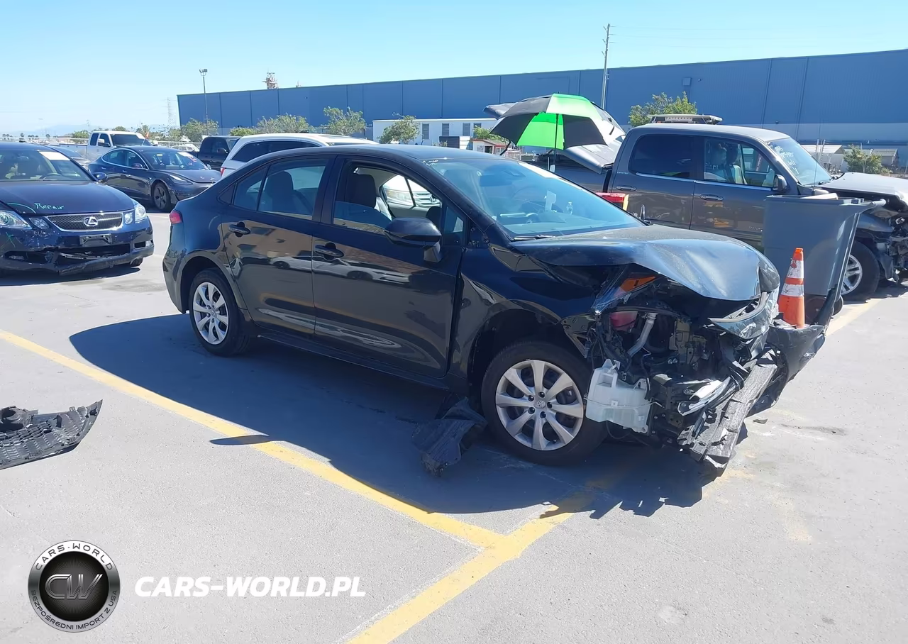 2022 Toyota Corolla Le – zdjęcie 1 z 17