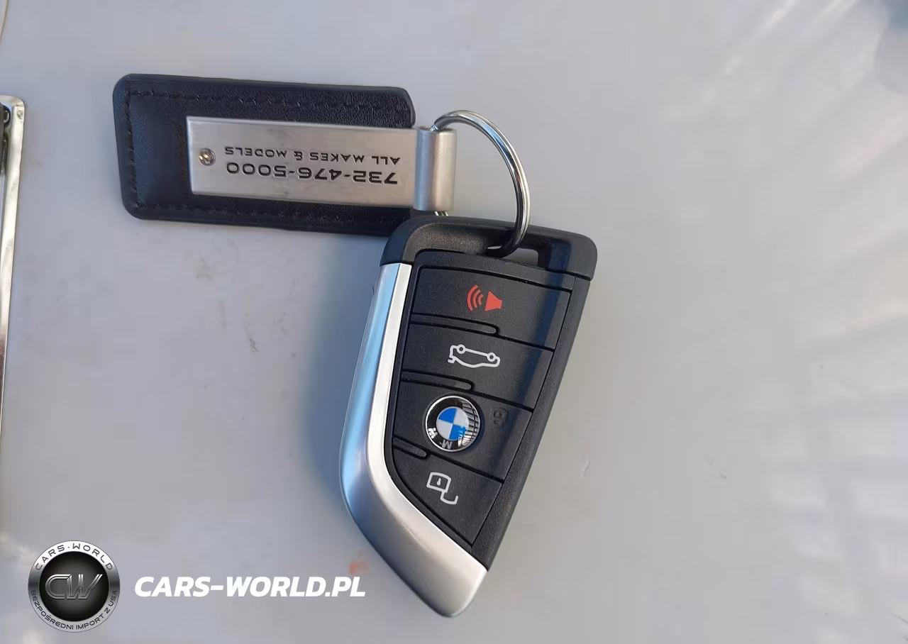 2025 BMW 330I xDrive VIN:3MW89CW02S8F81007 - 11