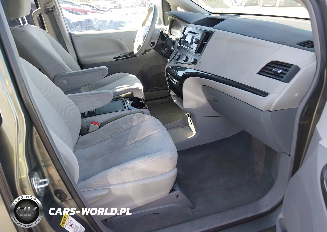 2012 Toyota Sienna Le V6 8 Passenger VIN:5TDKK3DC9CS201549 - 5