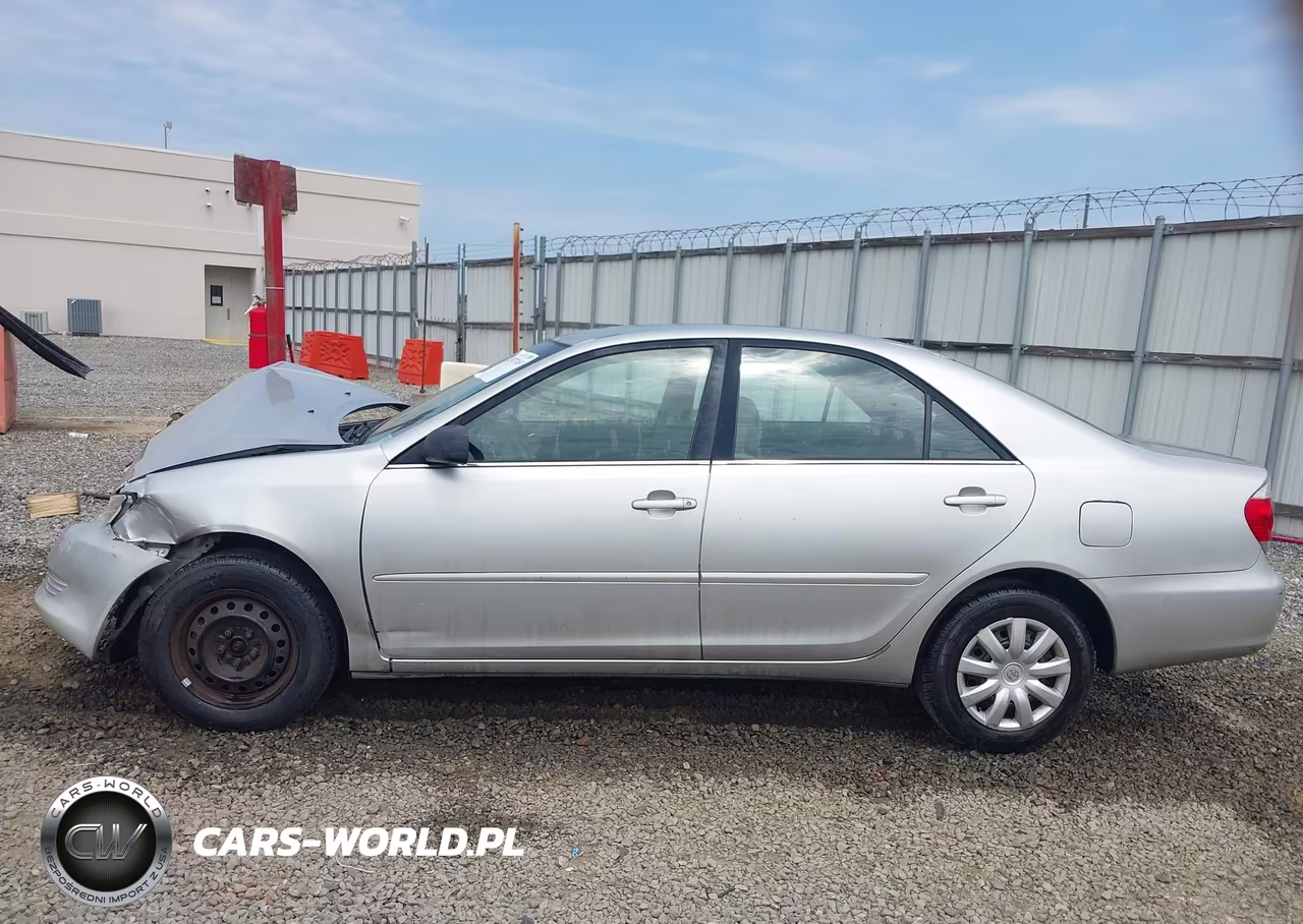 2005 Toyota Camry Std VIN:4T1BE32K15U954617 - 14