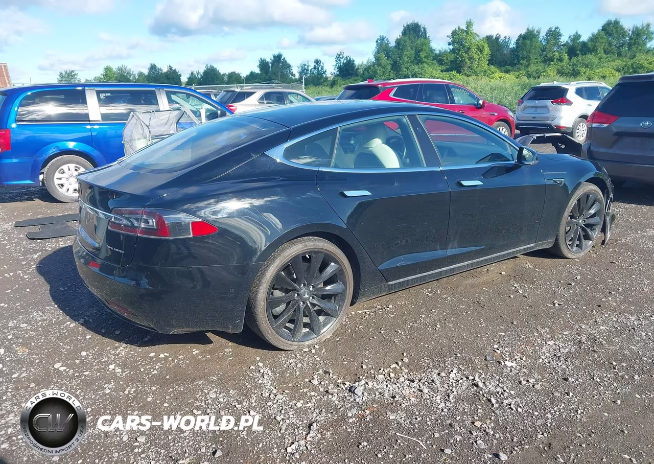 2020 Tesla Model S Long Range Dual Motor All-Wheel Drive-Long Range Plus Dual Motor All-Wheel Drive VIN:5YJSA1E24LF389009 - 4