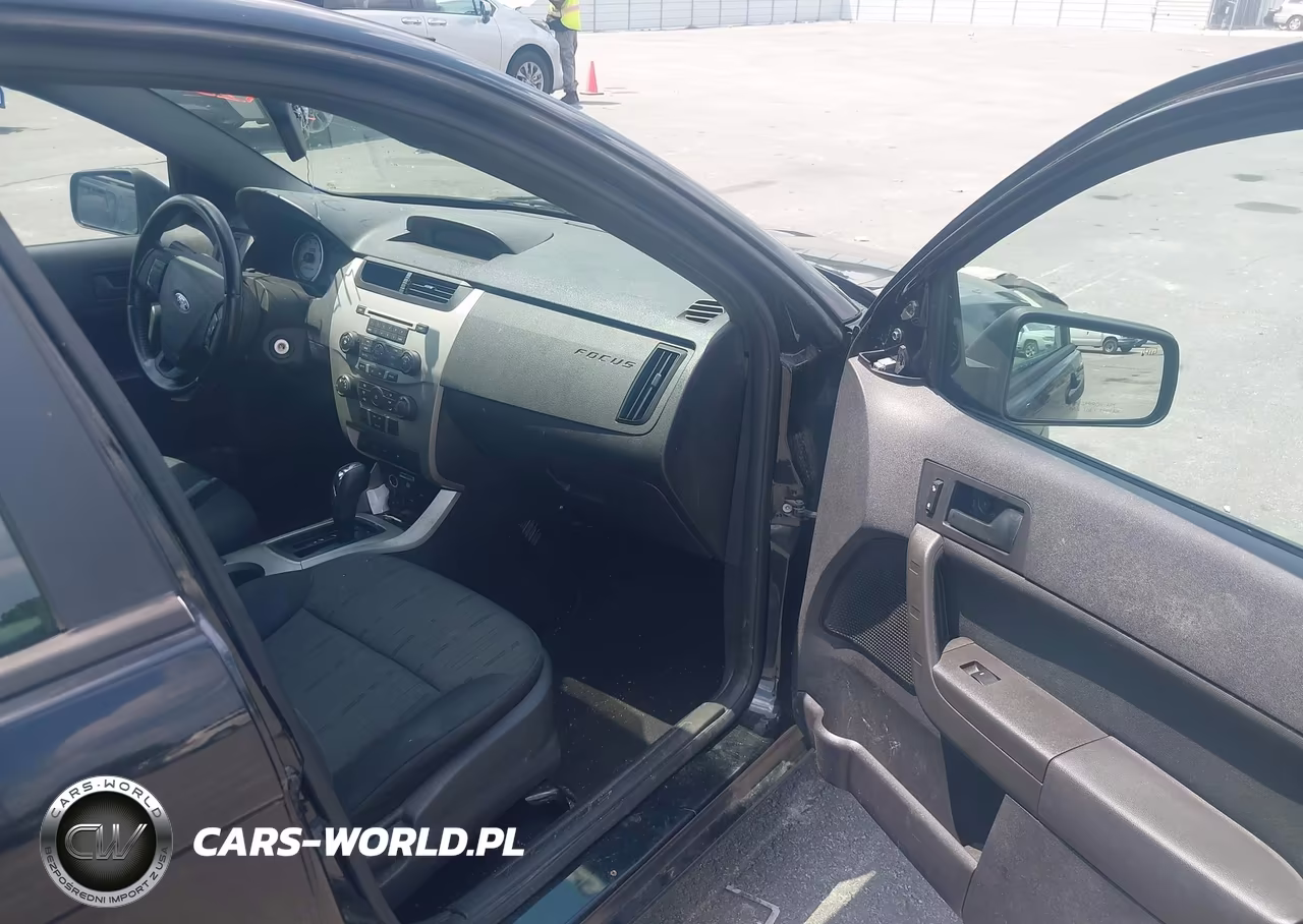 2010 Ford Focus Se VIN:1FAHP3FN3AW198709 - 5
