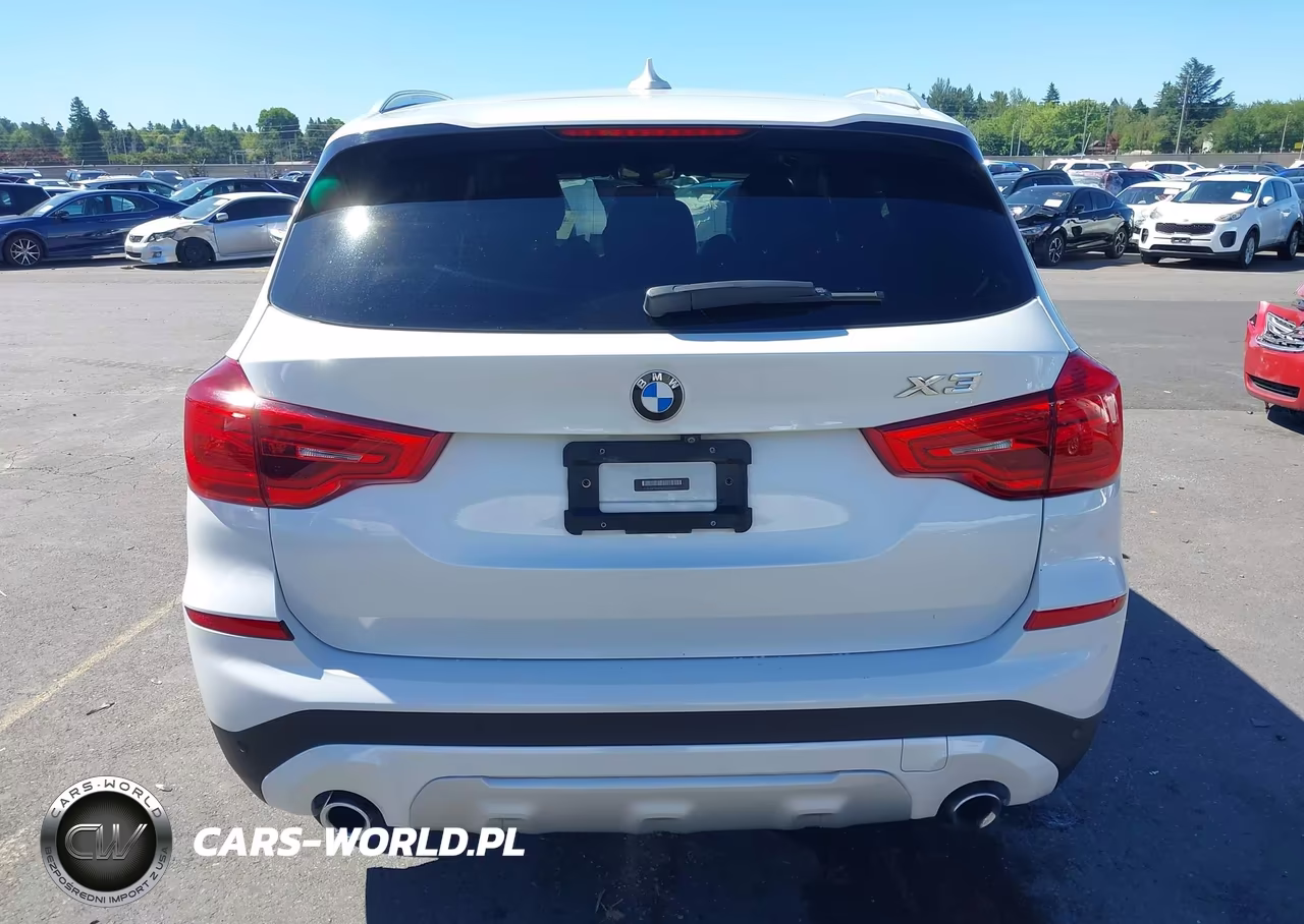 2018 BMW X3 xDrive30I VIN:5UXTR9C54JLD63756 - 16