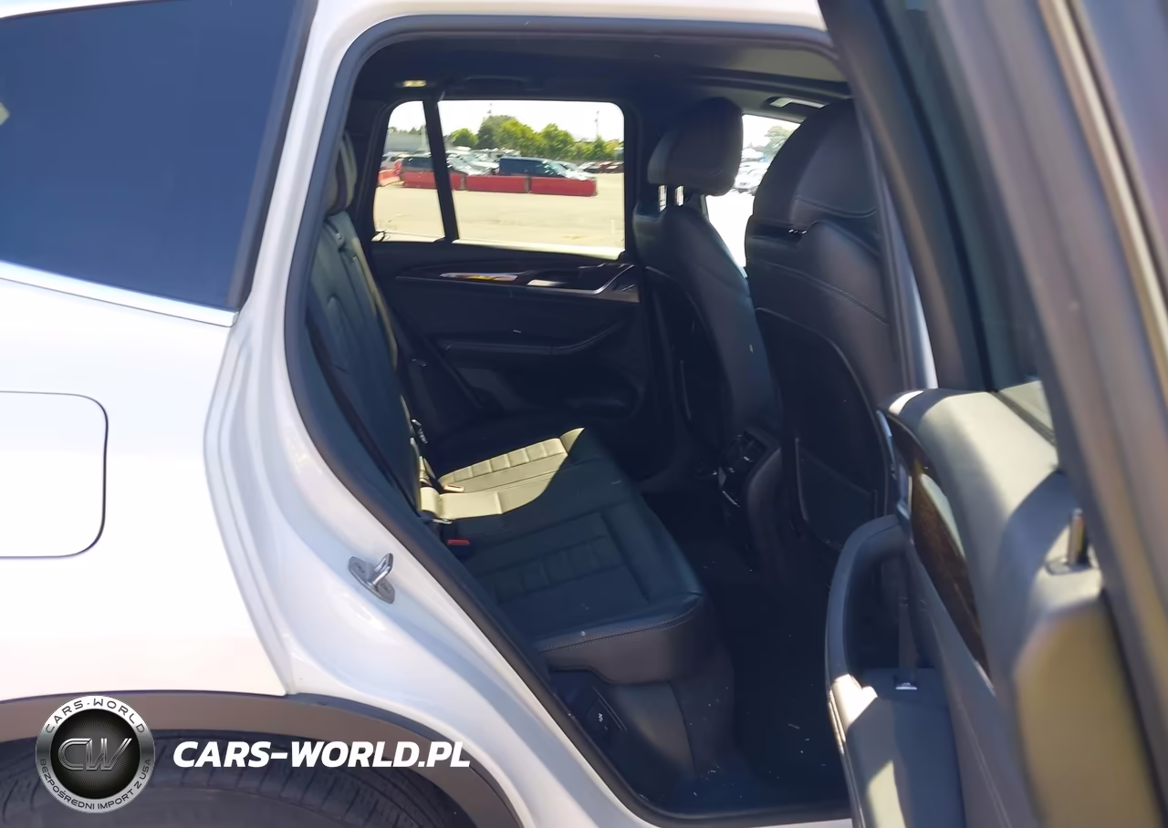 2018 BMW X3 xDrive30I VIN:5UXTR9C54JLD63756 - 8