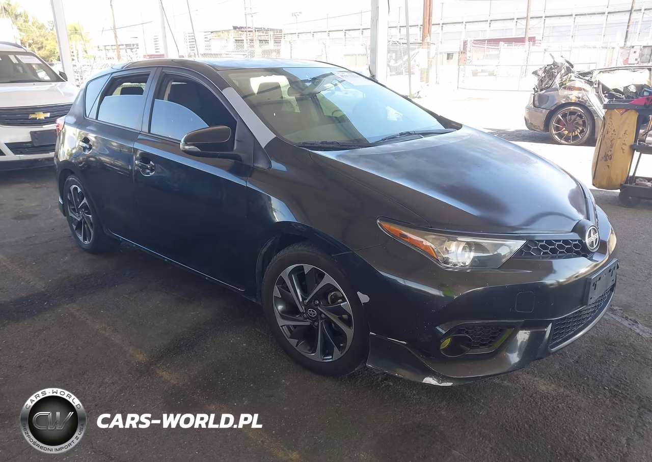 2016 Scion Im – zdjęcie 1 z 16