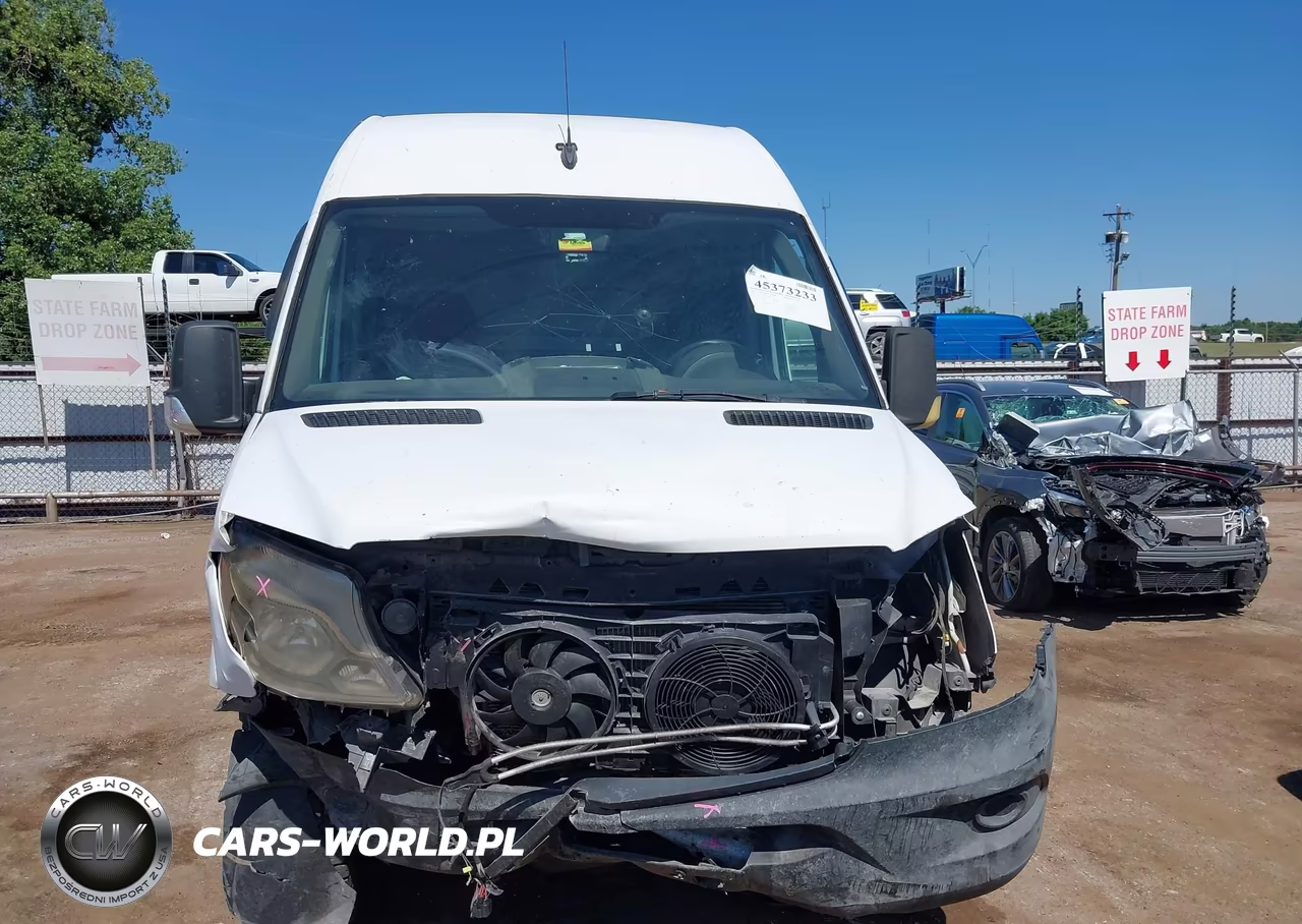2014 Freightliner Sprinter 2500 High Roof VIN:WDYPE8DC2E5857177 - 13