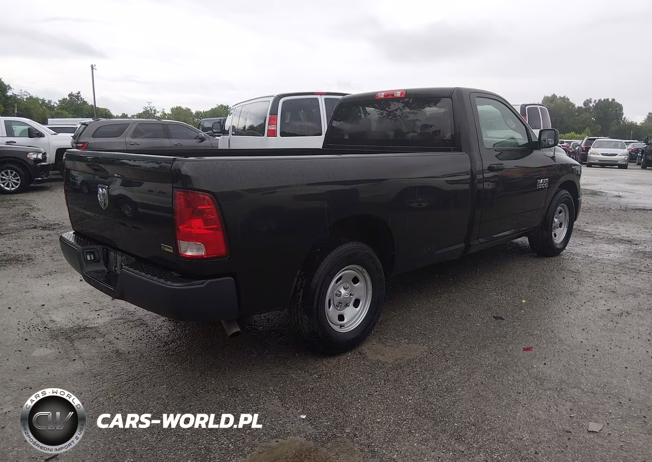 2017 Ram 1500 VIN:3C6JR6DG6HG764888 - 4