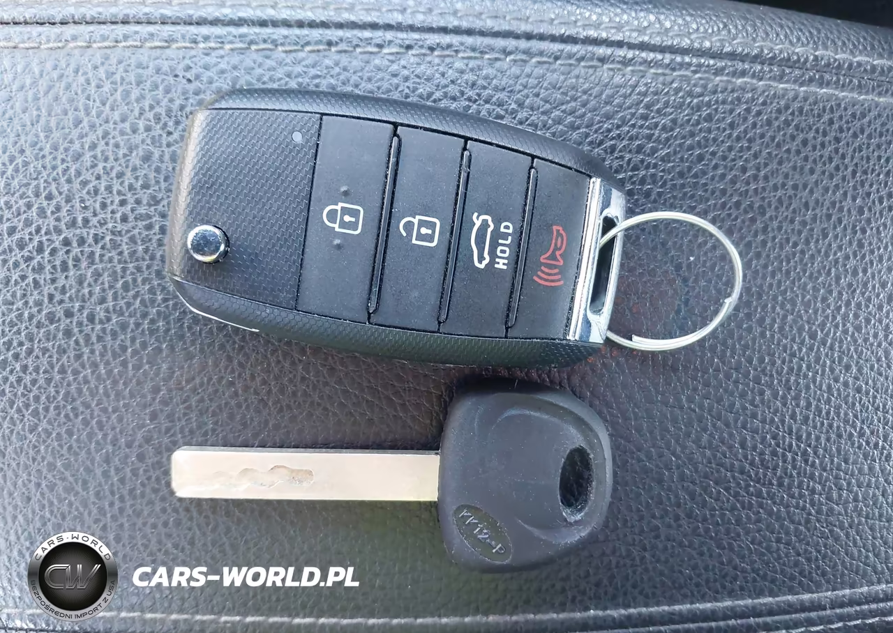 2018 Kia Rio S VIN:3KPA24AB0JE096839 - 11