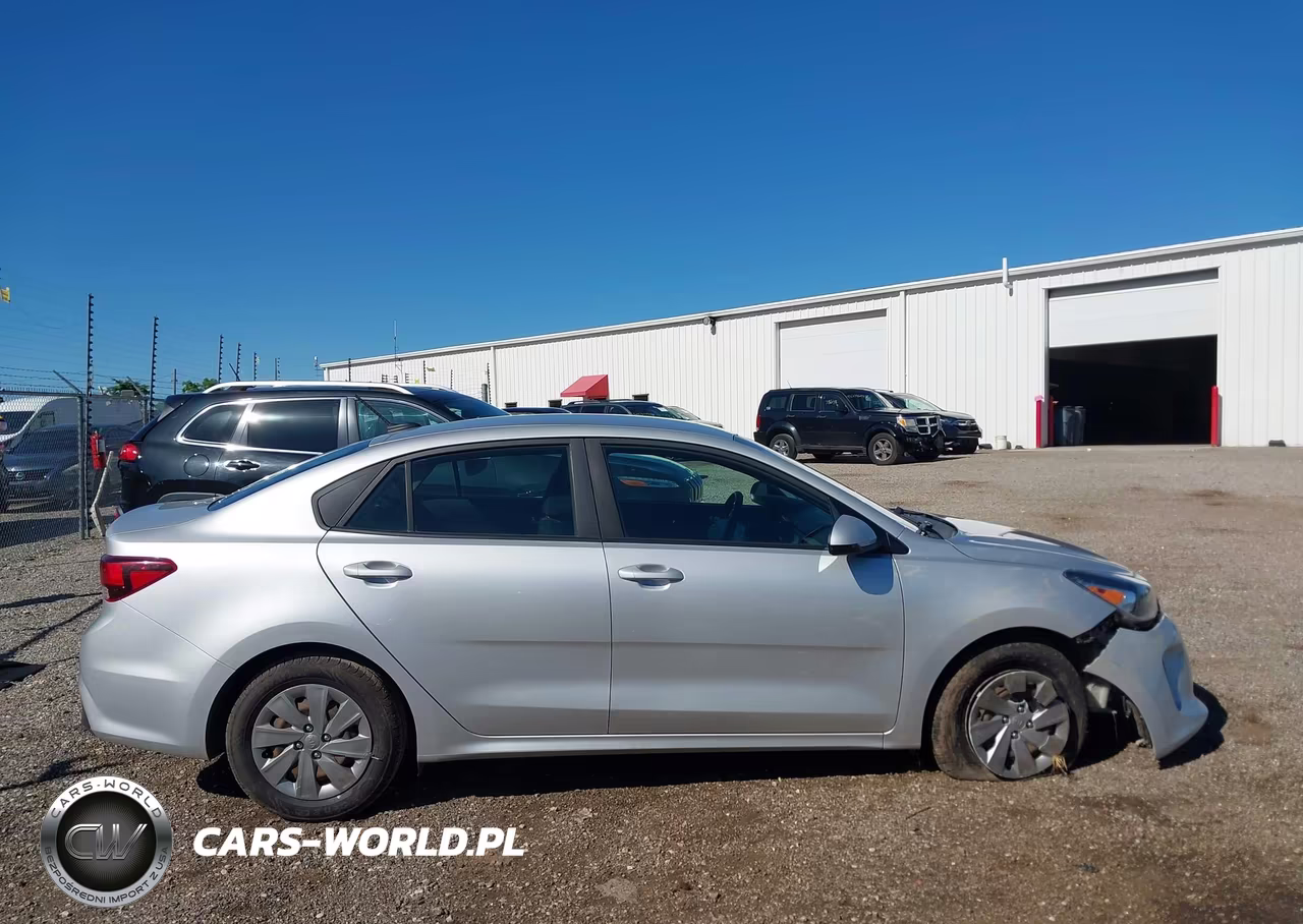 2018 Kia Rio S VIN:3KPA24AB0JE096839 - 13