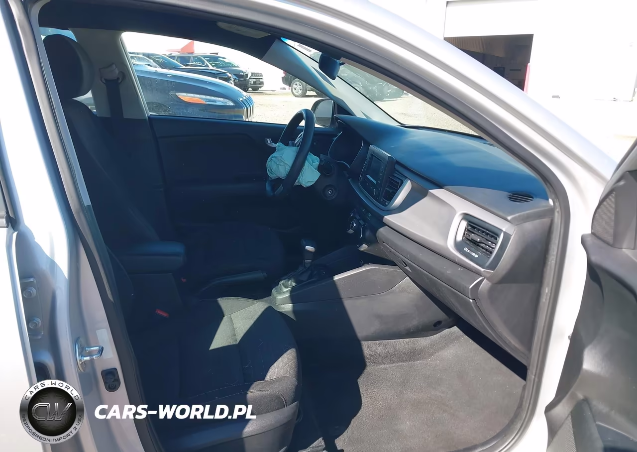 2018 Kia Rio S VIN:3KPA24AB0JE096839 - 5