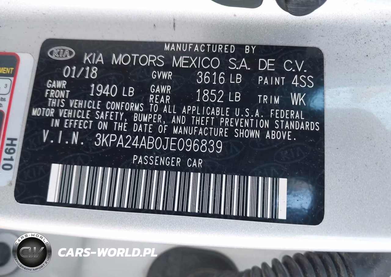 2018 Kia Rio S VIN:3KPA24AB0JE096839 - 9