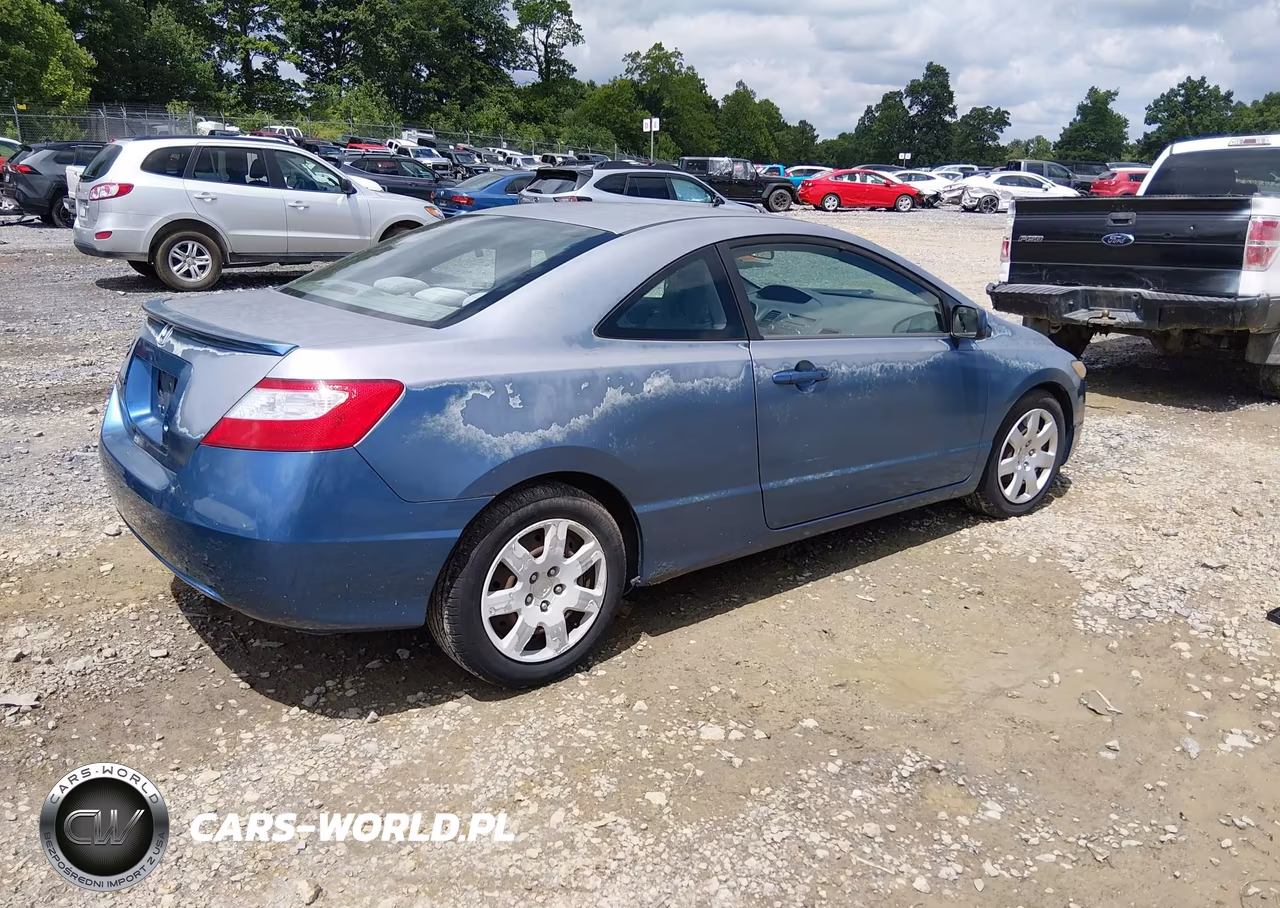 2008 Honda Civic Lx VIN:2HGFG12618H530614 - 4