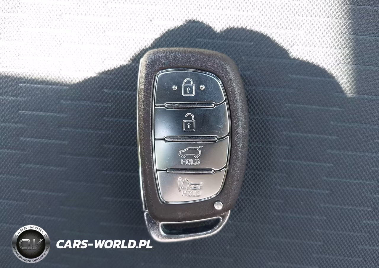 2019 Hyundai Tucson Value VIN:KM8J3CA40KU038415 - 11